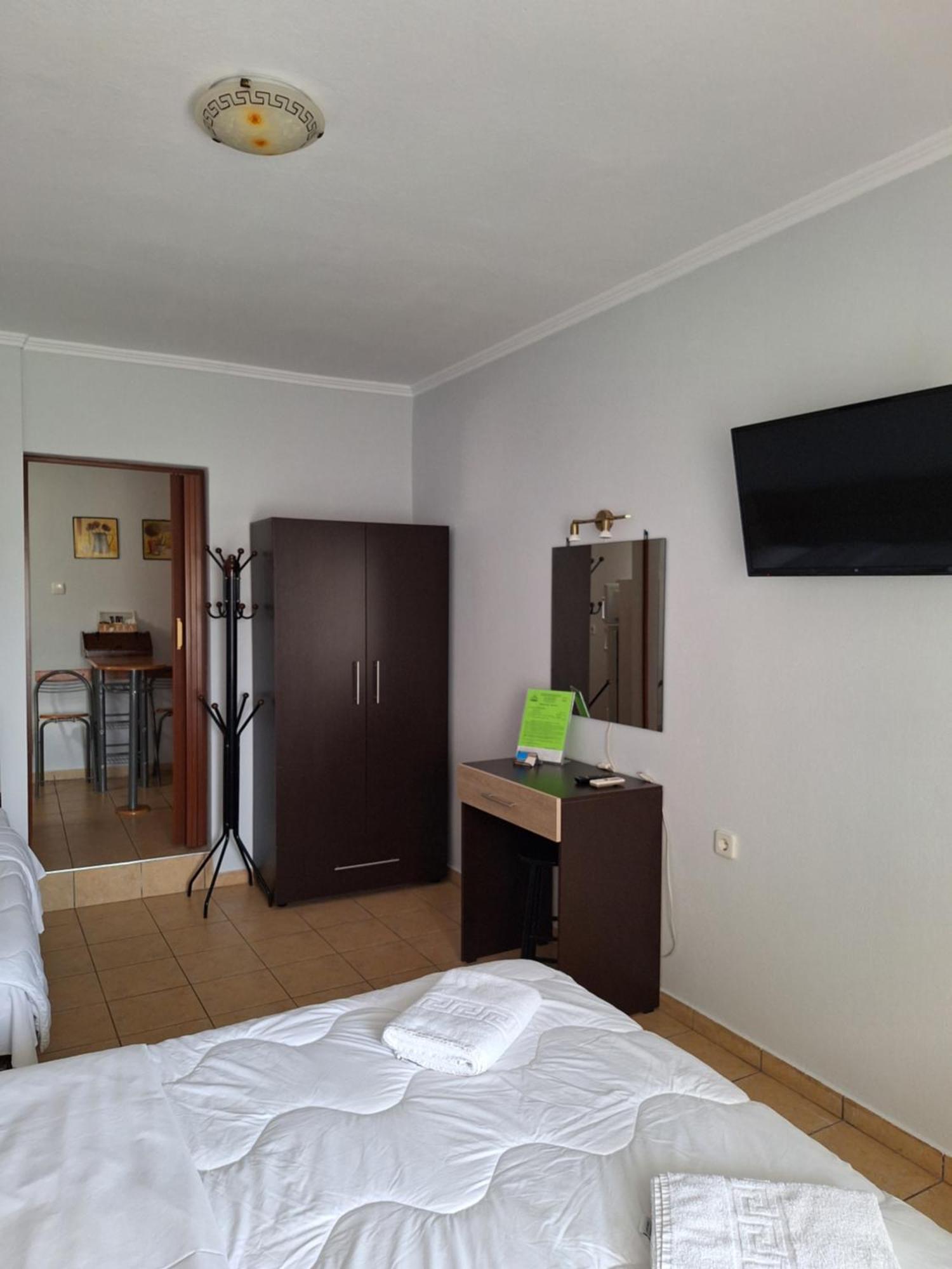 Studio Eleni Nea Agathoupoli Ngoại thất bức ảnh